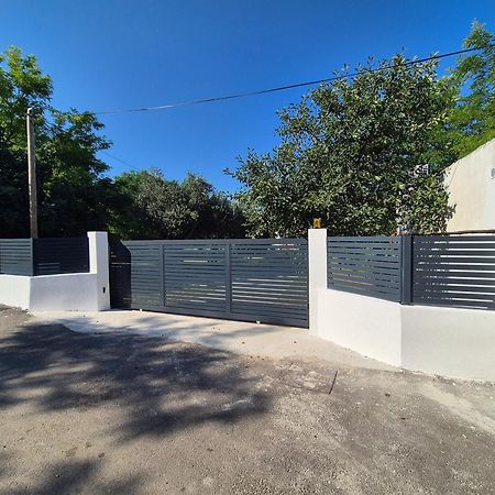 Holiday Home Begonja Привлака Экстерьер фото