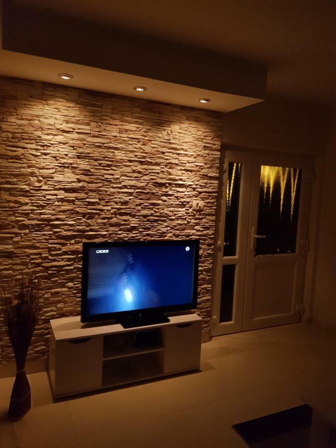 Holiday Home Begonja Привлака Экстерьер фото