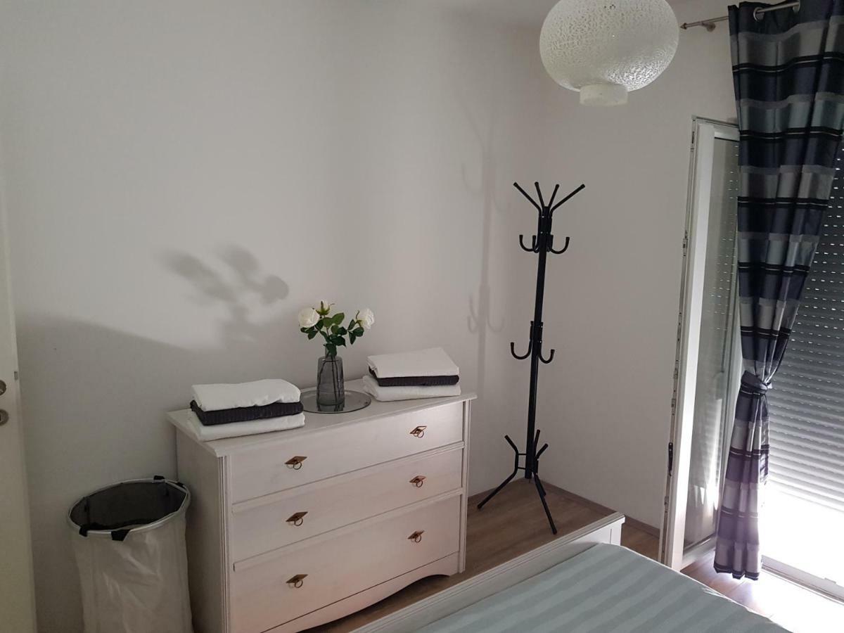 Holiday Home Begonja Привлака Экстерьер фото